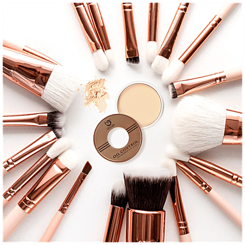 Mattlook Oil-Control Waterproof Pan Cake - Lightweight, Sun Protection, Easy To Blend, 15 g 04 Sun Power 