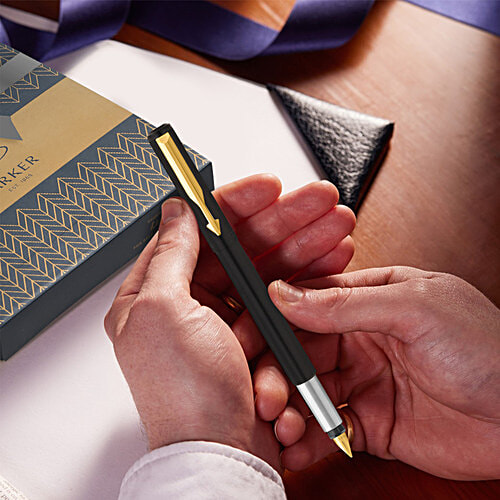 Parker Fountain Pen Refillable - Black, Vector Matte, Fine With Gold Nib, 1 pc  