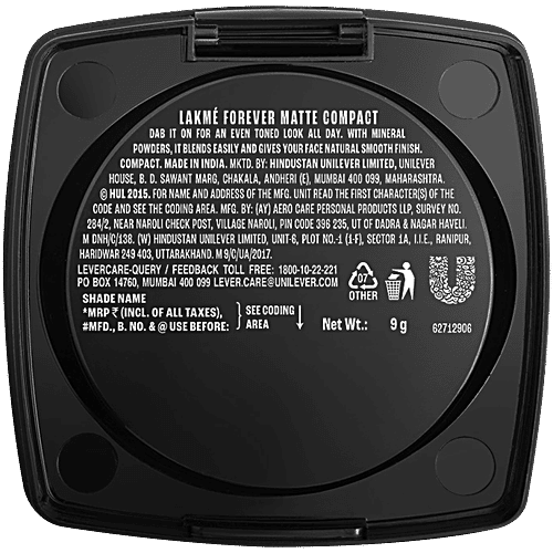 Lakme Forever Matte Compact, 9 g Natural Beige Smooth Finish, Lasts for 12 Hours, Even Toned Look