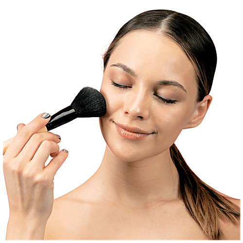 Buy MyGlamm Total Makeover FF Cream Foundation Palette Lightweight