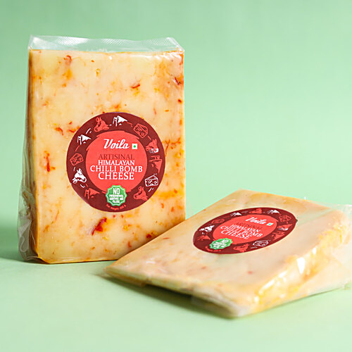 VOILA Himalayan Chilli Bomb Cheese Artisinal, 200 g  No Preservatives, Additives Or Flavours