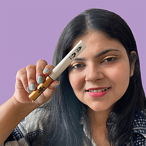 Elitty All Eyes On You Pop Liquid Metallic Eyeliner With Witch Hazel, Amla & Almond Oil, 4 ml Eternal Eclipse