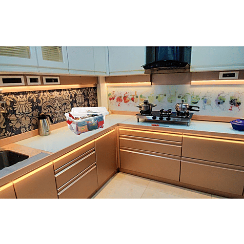 Nakoda Storage Container With Wheel & Lock Handle, Transparent, Venus 222, 32 L