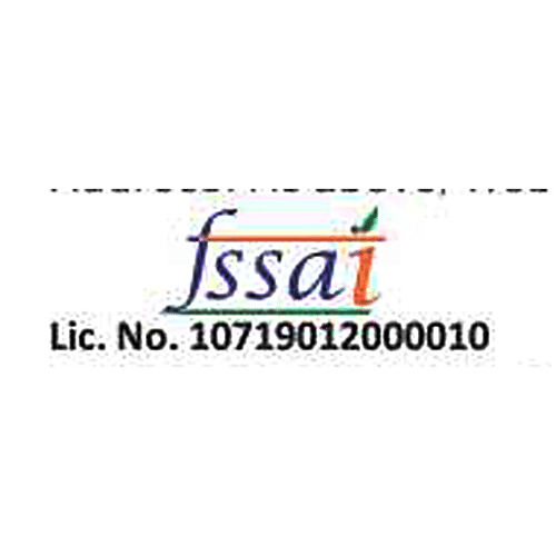 The Baker's Dozen Vanilla Cake, 40 g  Made With Butter & Vanilla