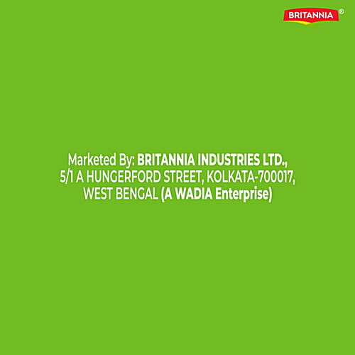 Britannia Be You Nuts & Seeds Nutrition Bar, 35 g  