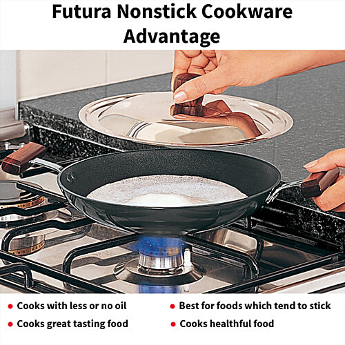 Hawkins Futura Nonstick Breakfast Pan/Appachatty - 22 cm, 3.25 mm, With Stainless Steel Lid, Black, NBFP09, 900 ml  