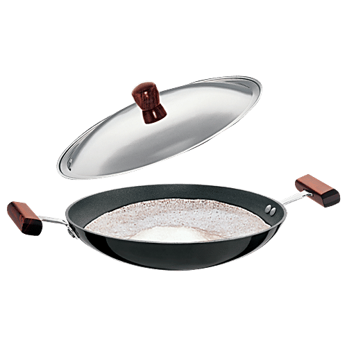 Hawkins Futura Nonstick Breakfast Pan/Appachatty - 22 cm, 3.25 mm, With Stainless Steel Lid, Black, NBFP09, 900 ml  