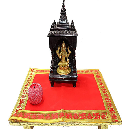 Creative Space Lal Puja Kapda/Red Velvet Cloth - For Auspicious Occasions, Puja Ceremony Decorative, 45x45cm, 1 pc  