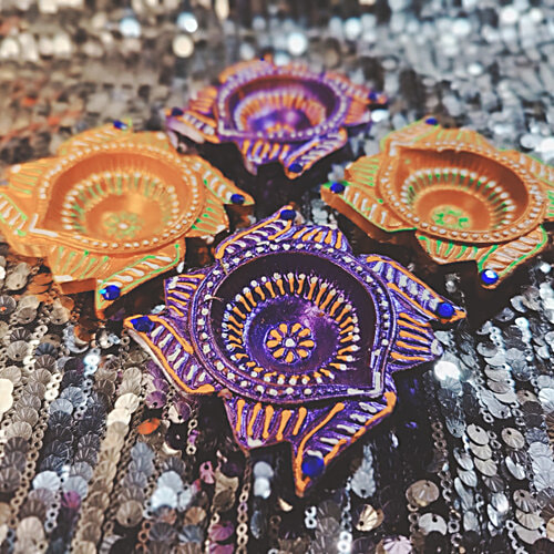 House of Festivals Swastik Shape Hand Work Crafted Mitti Diya/Clay Diya - Round Multicoloured, 4 pcs