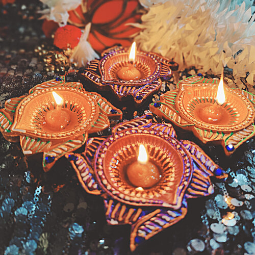 House of Festivals Swastik Shape Hand Work Crafted Mitti Diya/Clay Diya - Round Multicoloured, 4 pcs