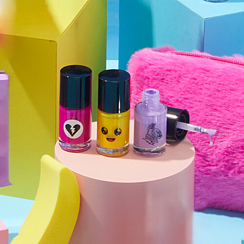Makeup Revolution X Fortnite Nail Polish, 6 ml Supply LLama