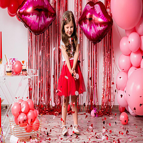 Creative Space Red Door Curtain, 15 x 1 x 12 cm, 1 pc  