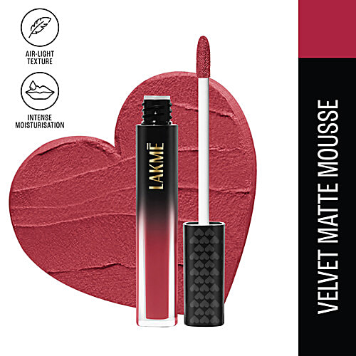 Lakme Xtraordin-Airy Lip Mousse, 4.6 g Lovestruck Red 