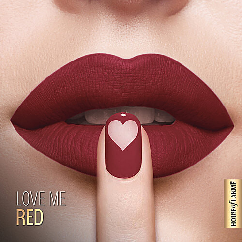 Lakme Xtraordin-Airy Lip Mousse, 4.6 g Love Me Red 