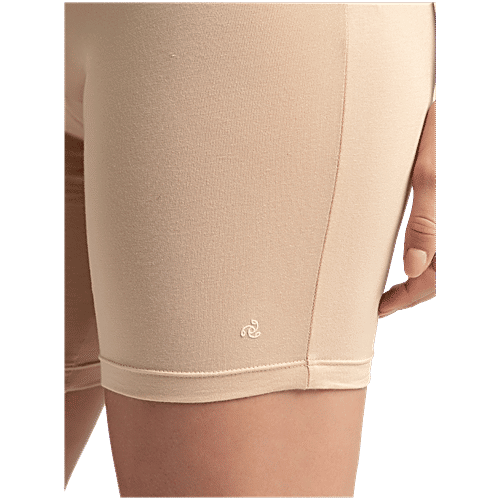 Jockey 1529 Women's High Coverage Super Combed Cotton Elastane Stretch Mid Waist Shorties With Concealed Waistband - Skin, 1 pc (Size - XL) 