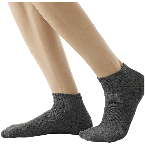 Jockey 7036 Men's Compact Cotton Terry Ankle Length Socks With Stay Fresh Treatment - Black/Midgrey Melange/Charcoal Melange, 3 Pairs (Free Size)