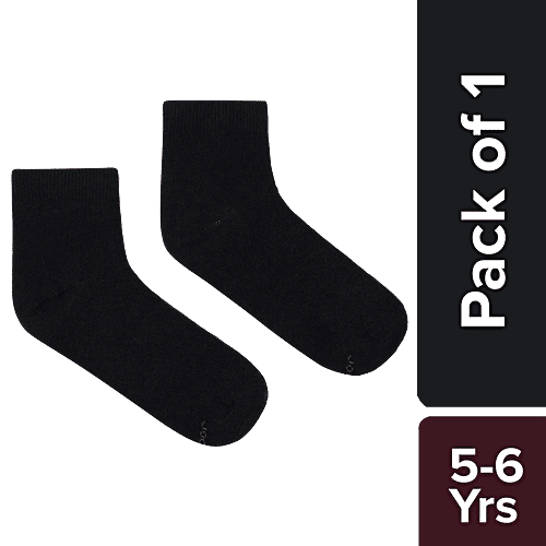 Jockey 7801 Unisex Kids Compact Cotton Stretch Solid Ankle Length Socks With Stay Fresh Treatment - Black, 1 Pair (5-6 Years)