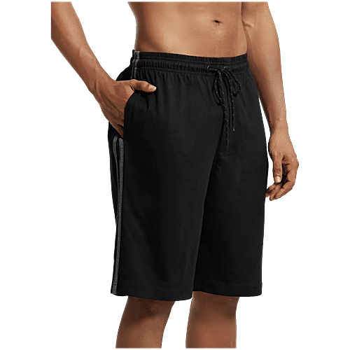 Jockey 9426 Men's Super Combed Cotton Rich Regular Fit Solid Shorts With Side Pockets - Black, 1 pc (Size - M) 