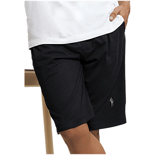 Jockey 9426 Men's Super Combed Cotton Rich Regular Fit Solid Shorts With Side Pockets - Black, 1 pc (Size - M) 
