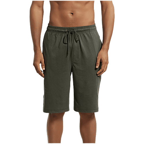 Jockey 9426 Men's Super Combed Cotton Rich Regular Fit Solid Shorts With Side Pockets - Deep Olive & Black, 1 pc (Size - L) 