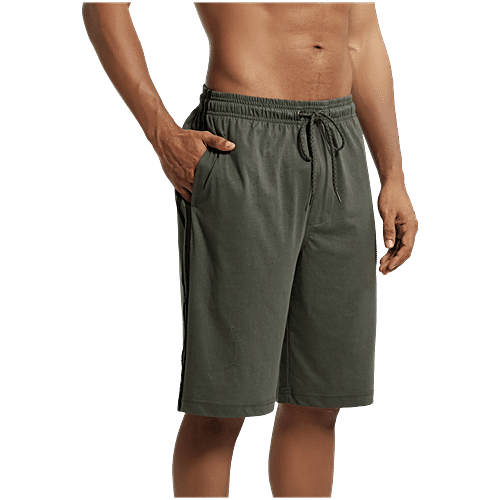 Jockey 9426 Men's Super Combed Cotton Rich Regular Fit Solid Shorts With Side Pockets - Deep Olive & Black, 1 pc (Size - L) 