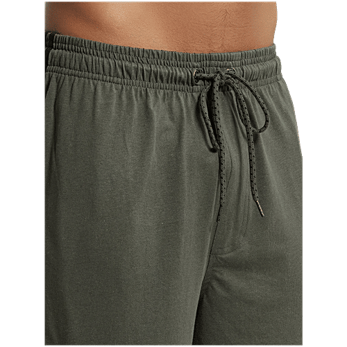 Jockey 9426 Men's Super Combed Cotton Rich Regular Fit Solid Shorts With Side Pockets - Deep Olive & Black, 1 pc (Size - L) 
