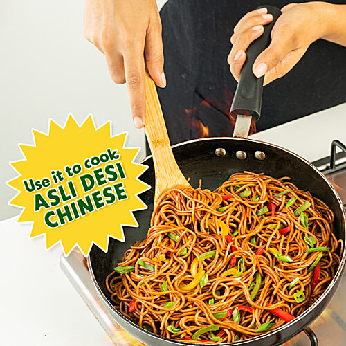 MasterChow Dark Soya Sauce, 210 g  Contains No MSG, Savoury, Umami, Salty