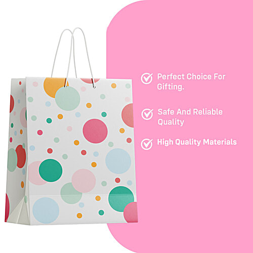 Party Propz Gift Bag - Large, 42 x 30 x 12 cm, 1 pc Versatile Design
Durable Construction
Ample Space