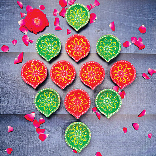 Mangal Bhavan Designer Diya, Eco-Friendly Assorted Set, 12 pcs  