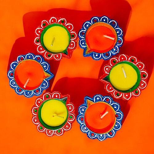 House of Festivals Detailed Flower Design Clay Diya - With Colourful Wax, 6 pcs