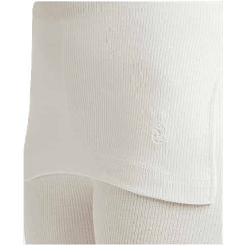 Jockey Women 2503 Super Combed Cotton Rich Three Quarter Sleeve Thermal Top With StayWarm Technology - Off White, 1 pc (Size - L)