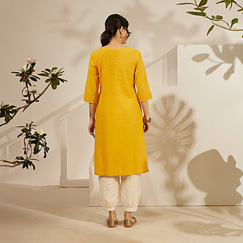 Daali Yellow Mangalgiri Round Neck 3/4 Sleeves Smart Formals Kurta With Two Pockets, 1 pc (Size - 2XL) 