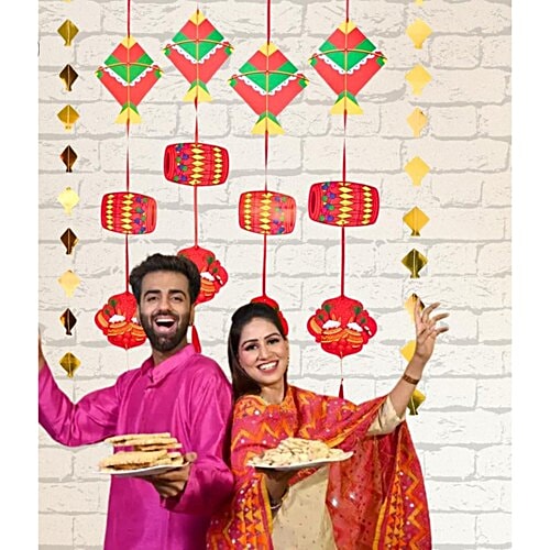 Pearlfiesta Decorative Wall Art - With 2 Golden Kite Frills, For Makar Sankranti, 6 pcs Decoration Items