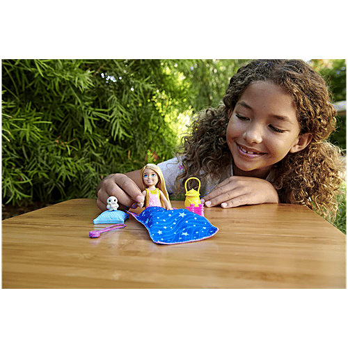 Barbie  It Takes Two - Camping Playset With Chelsea Doll, Blonde, Pet Owl, Sleeping Bag, Binoculars & Camping Accessories, 1 Set  Gift for Ages 3 and up