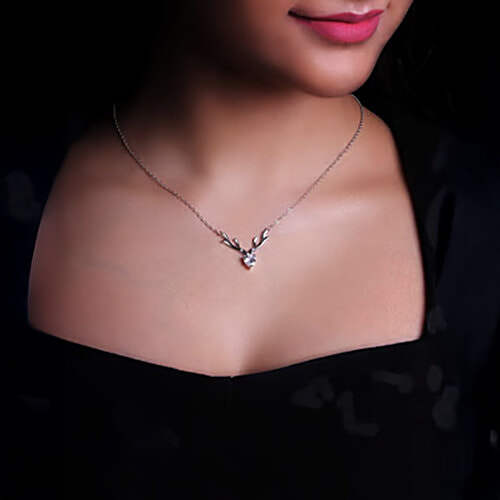 Giva Anushka Sharma 92.5 Sterling Silver Deer Heart Necklace For Women, 1 pc (Free Size) 