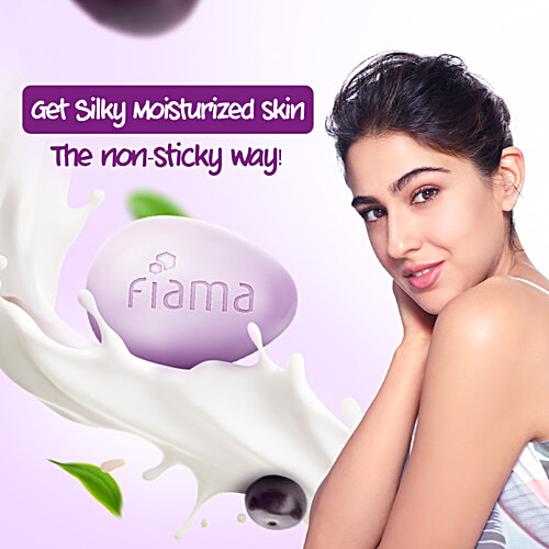 Fiama Japanese Hokkaido Milk & Acai Berry Moisturising Soap Bars, 125 g (Pack of 3) Silky Moisturisation & Fragrant Freshness, 1/3 Skin Moisturisers & Vitamin F