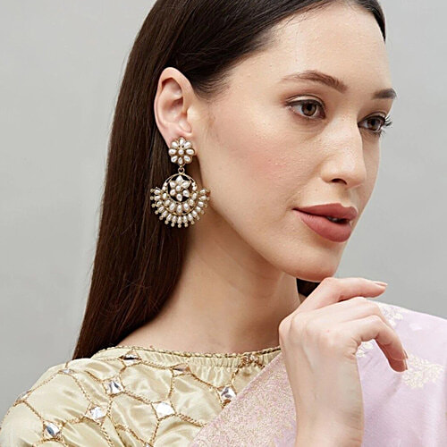 Fida Ethnic Indian Traditional Classic Gold Pearl Chand Bali Earrings, 1 Pair (Free Size)