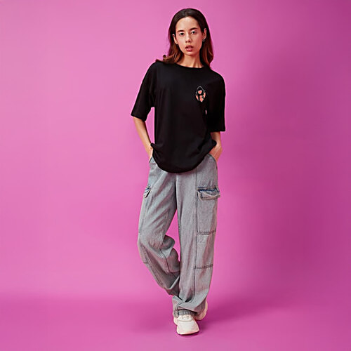 Bewakoof Black Graphic Oversized T-Shirt, 1 pc (Size - XL) 