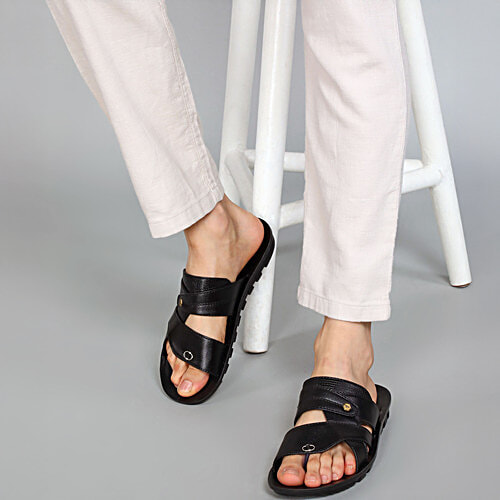 Paragon Mens Black Sandal, 1 Pair (Size 6 UK/IND) 