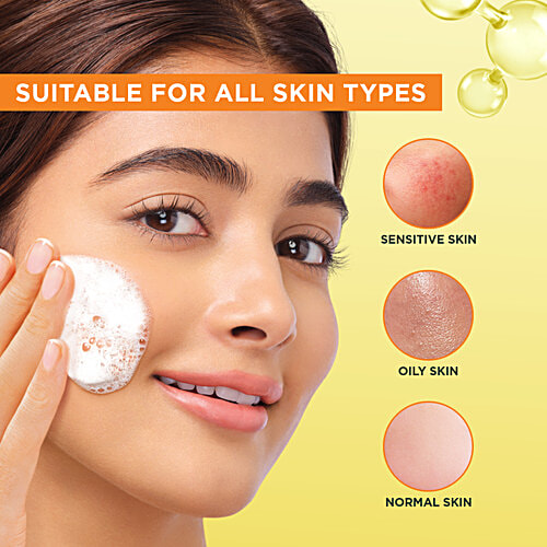 Garnier Bright Complete Vitamin C Serum Cleanser - XL, 150 g  For All Skin Types, Visibly Brighter Skin in One Wash