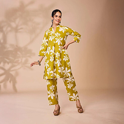 Daali Mustard Cotton Regular Fit Floral Print Kurta, 1 Set (Size - S) 