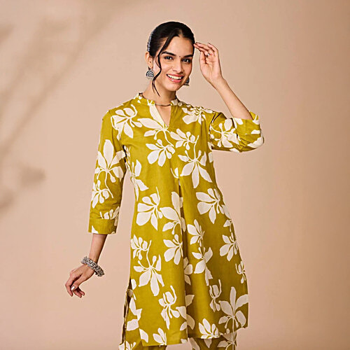Daali Mustard Cotton Regular Fit Floral Print Kurta, 1 Set (Size - S) 