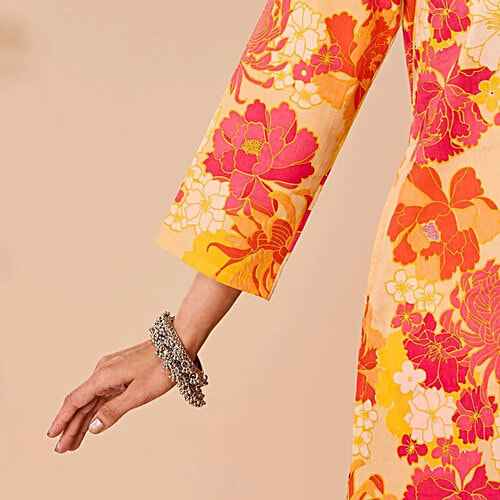 Daali Orange Cotton Regular Fit Floral Print Kurta, 1 Set (Size - S) 