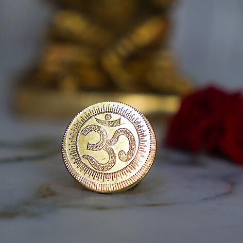 Svasti Brass Ganesh Coin Gold Plated, 8 g