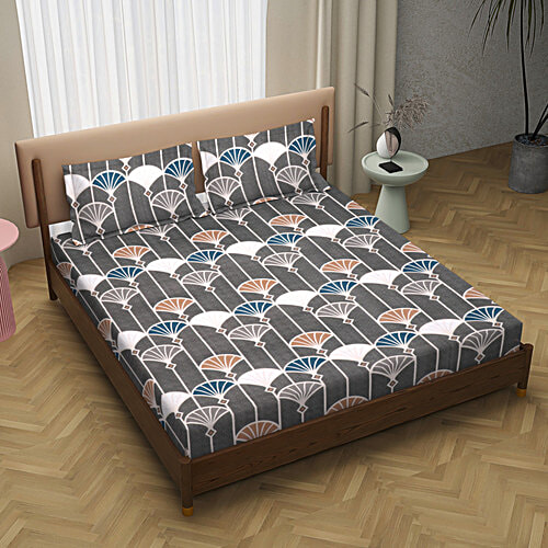 Dream Living King Size Bedsheet With 2 Pillow Covers Deco Fan Motif 130 GSM, 1 Set  
