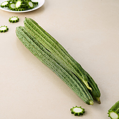 fresho! Ridge Gourd - Organically Grown, 500 g  