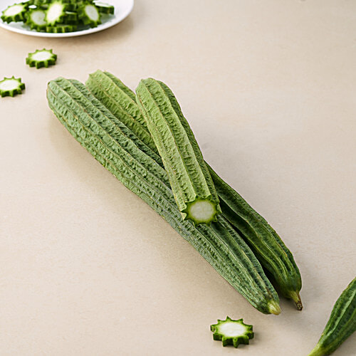 fresho! Ridge Gourd - Organically Grown, 500 g  