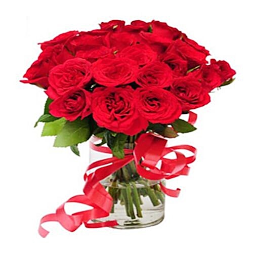 Buy FERNS N PETALS Flower Bouquet Pure Delight Online at Best Price