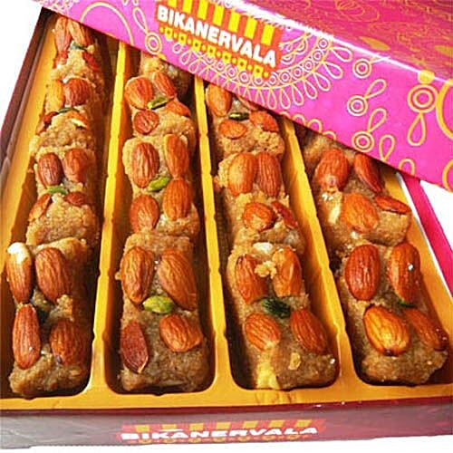 Bikanervala Sweets - Pinni Special, 750 g  