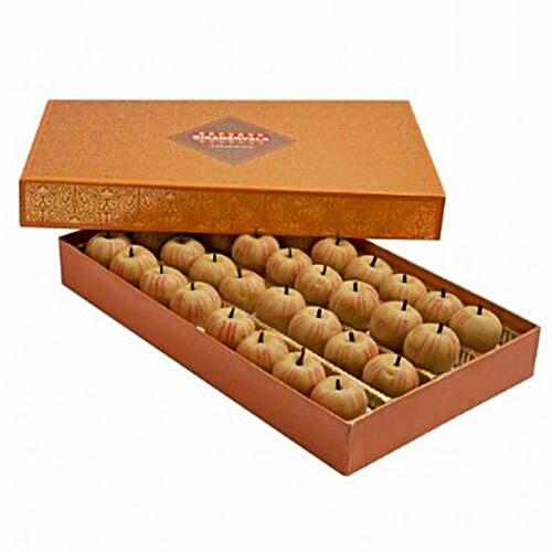 Bikanervala Sweets - Kaju Apple, 250 g  